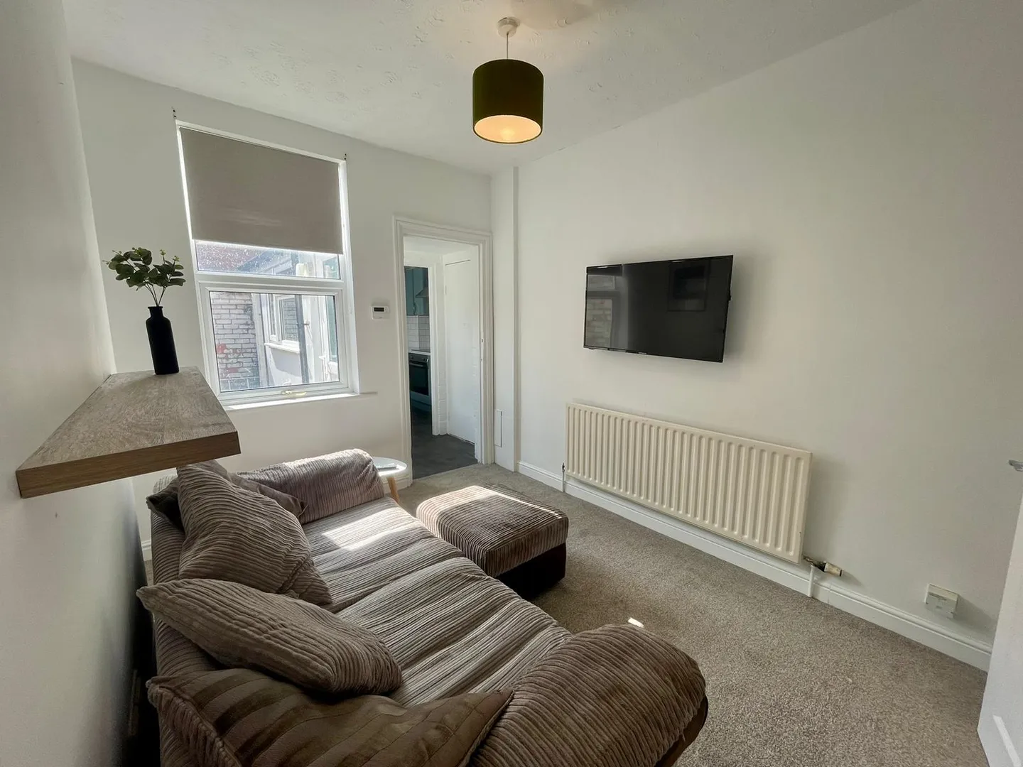 High Street // 4 Bed House // Aug 2026 - Image 10